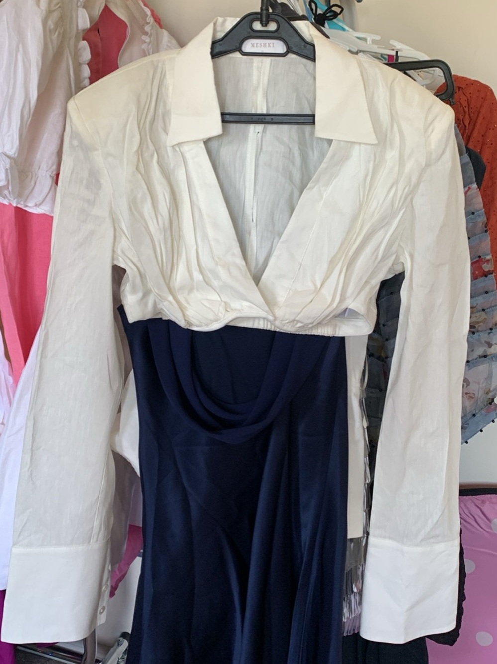 Meshki Linen Blended Top with Underwire